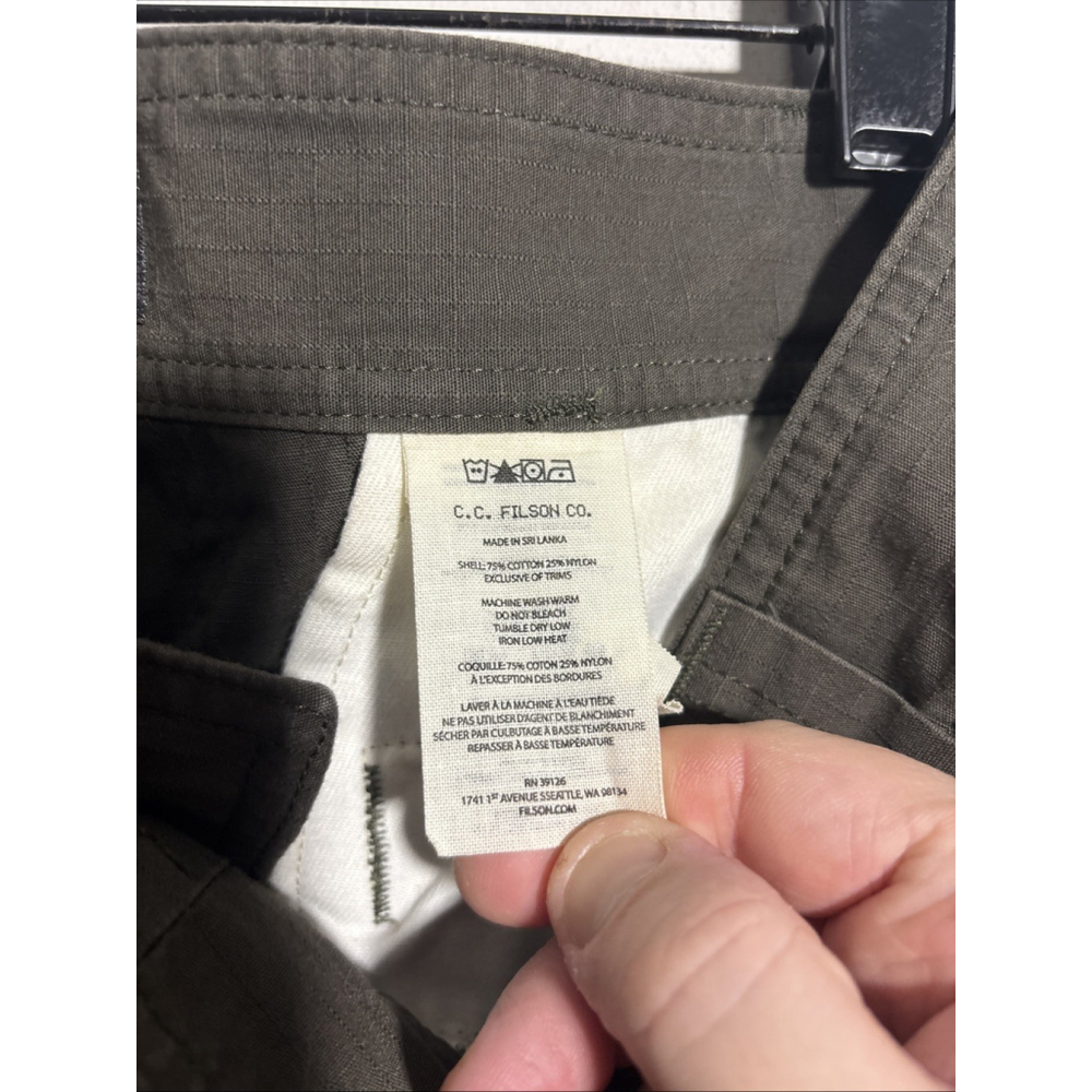 EUC Men’s Filson Field Cargo Pants Green Size 34 x 34 Outdoor Gorpcore Hiking - Picture 8 of 12